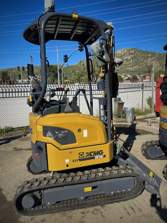 XCMG XE18U – 2022