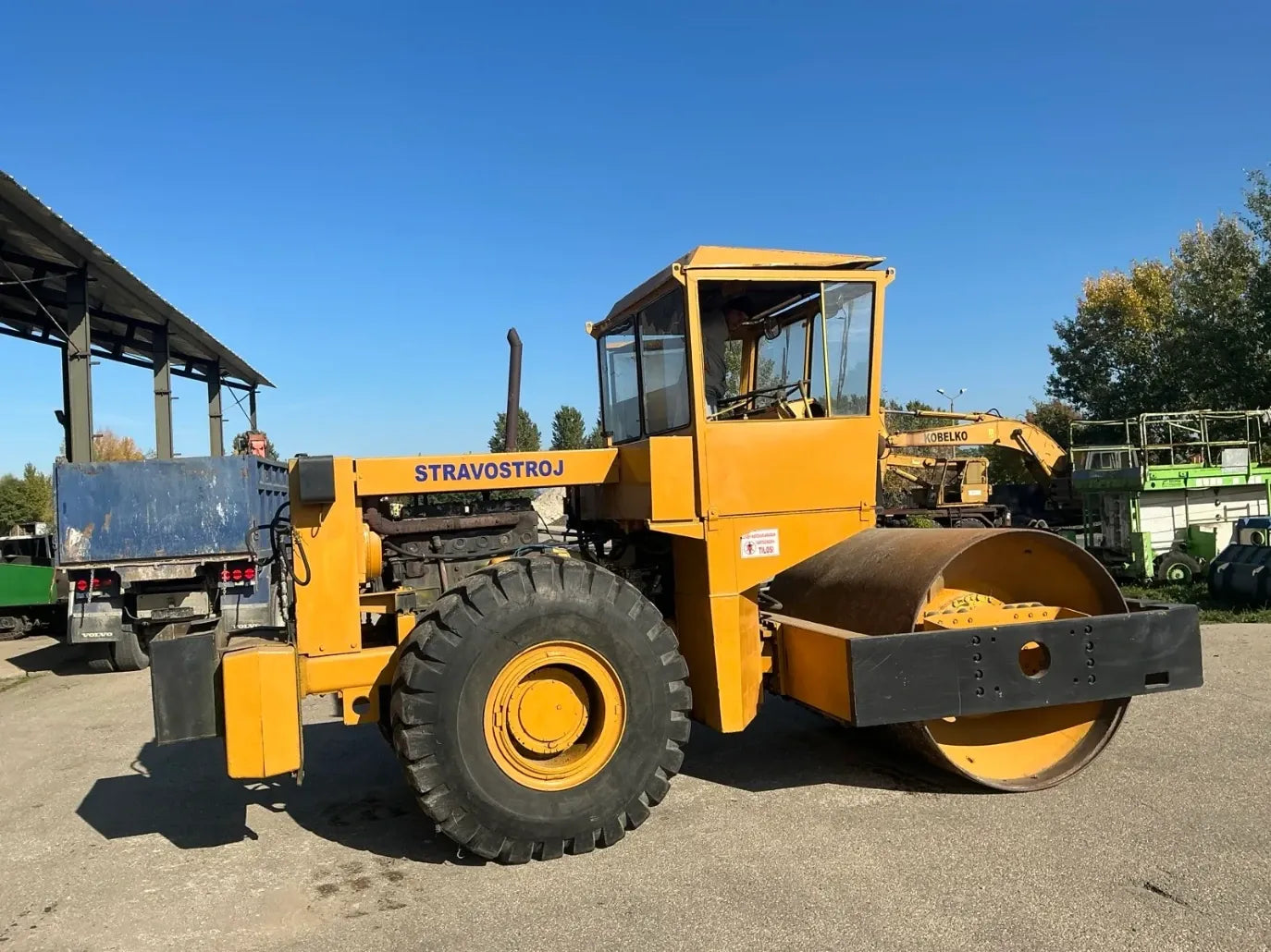 Rullo pneumatico STRAVOSTROJ VV200