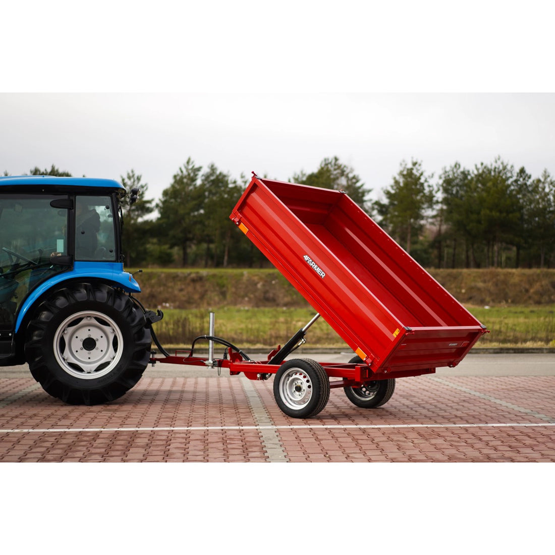 Rimorchio agricolo monoasse 1,5 t con ribaltabile