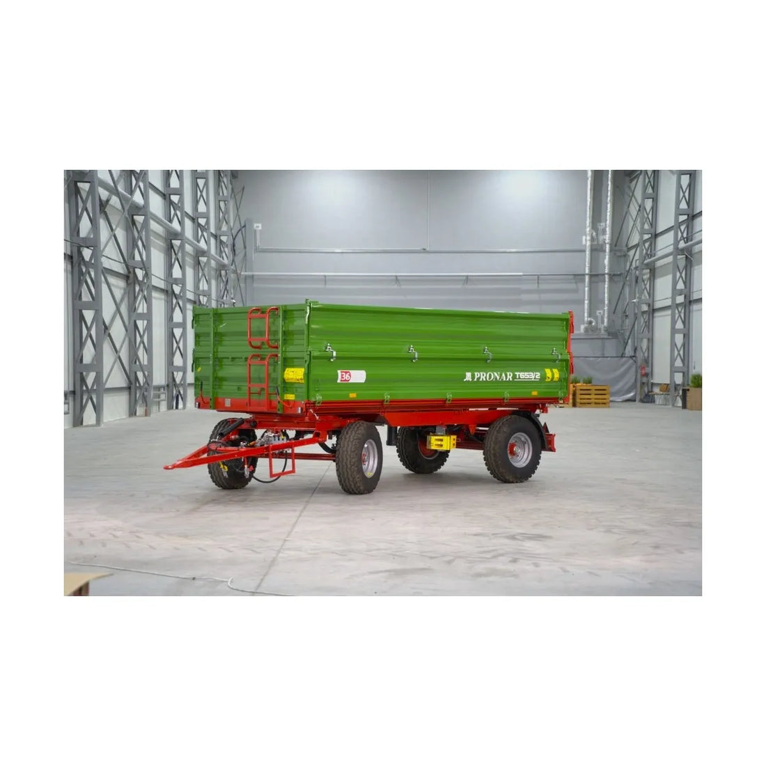 Rimorchio agricolo 2 assi 6T con cassone ribaltabile