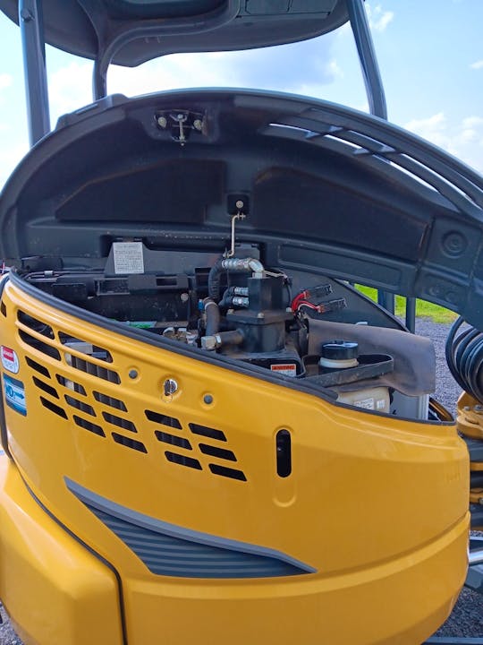 Kobelco SK35SR-6E / 2023