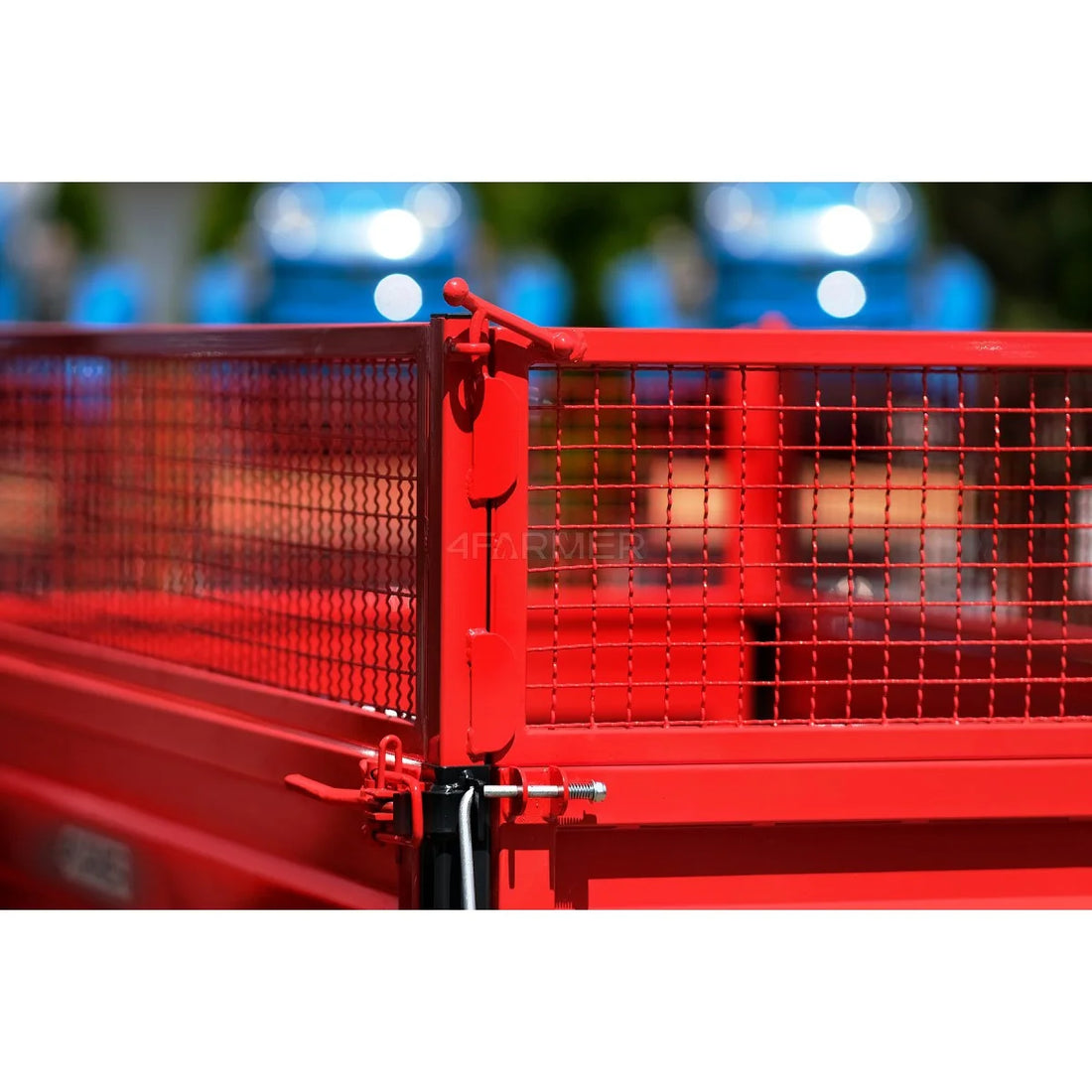 Rimorchio agricolo a 2 assi da 2,5 t con ribaltamento e sovrasponde in rete