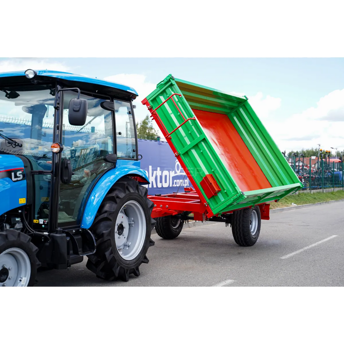 Rimorchio agricolo monoasse da 3,5 t con kiper