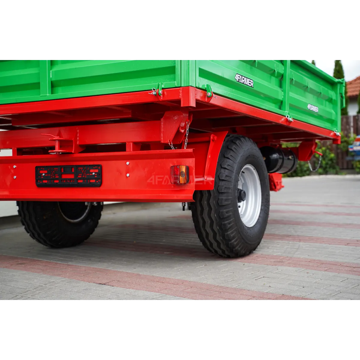 Rimorchio agricolo monoasse da 3,5 t con kiper