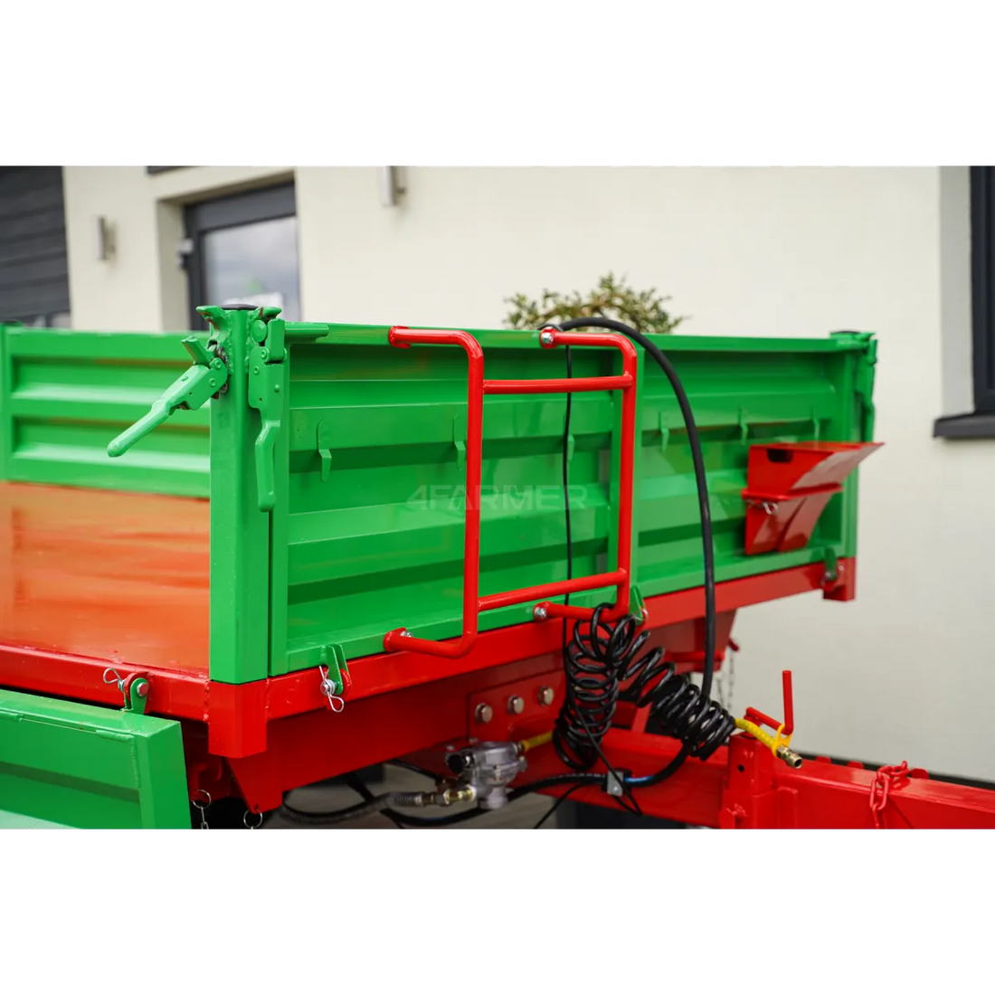 Rimorchio agricolo monoasse da 3,5 t con kiper