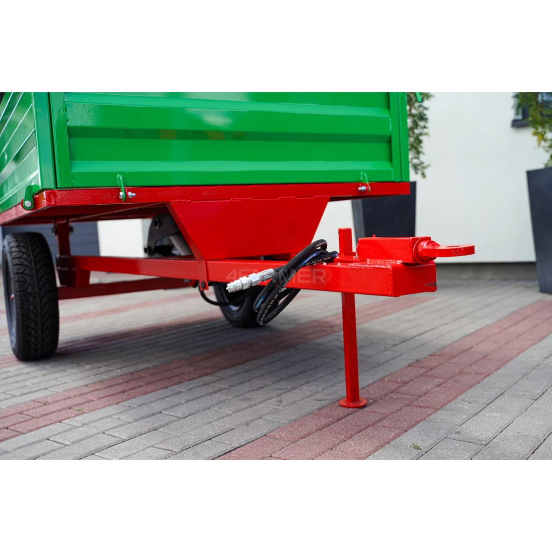 Rimorchio agricolo monocarrello 1T con ribaltabile