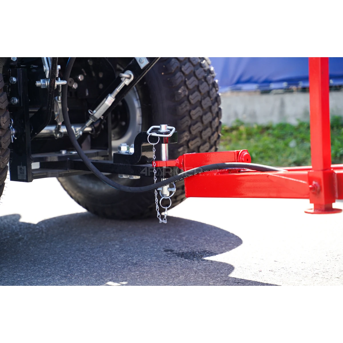 Rimorchio agricolo monocarrello 1T con ribaltabile