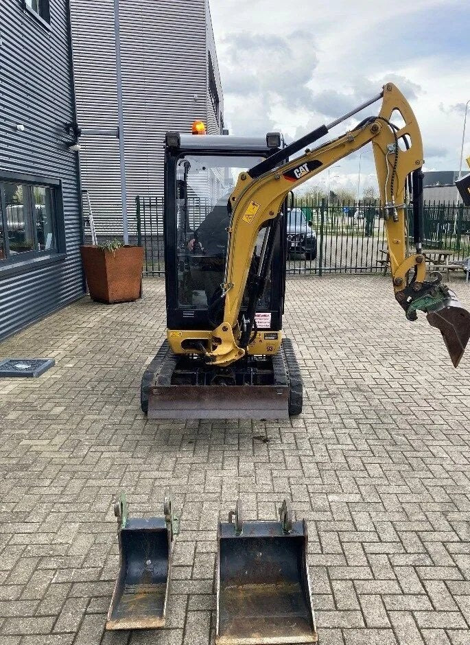 Caterpillar 301.7 D – 2016