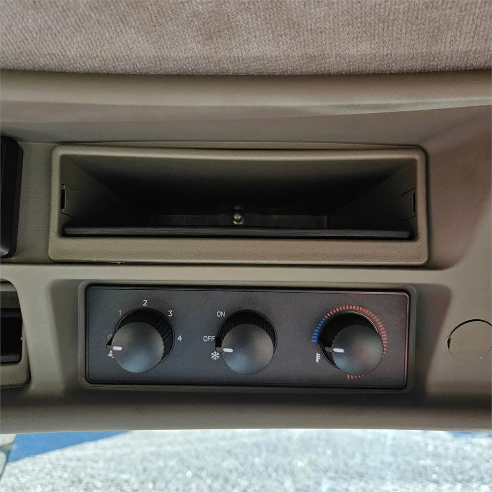 Case IH L4219U – 140 / 2023