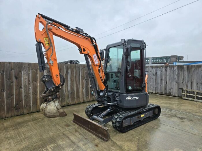 Doosan DX27Z – 7 / 2022