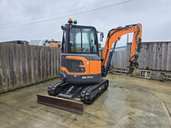 Doosan DX27Z – 7 / 2022